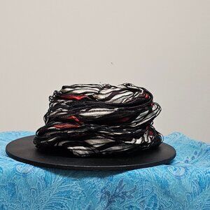 Cylindrical Black Hat